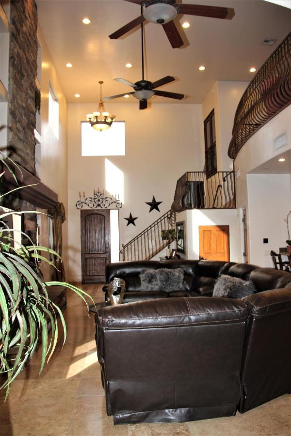 Your Home Away From Home Tucson Exterior photo